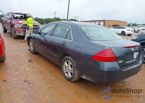 2006 Honda Accord 2.4 Ex from USA, damaged, VIN 1HGCM56786A160585